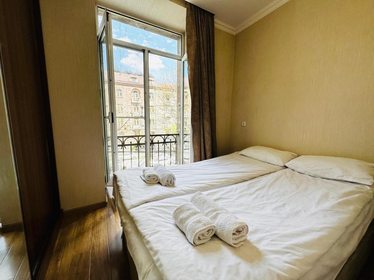 City Center Apartment On Sayat Nova Street 예레반 외부 사진